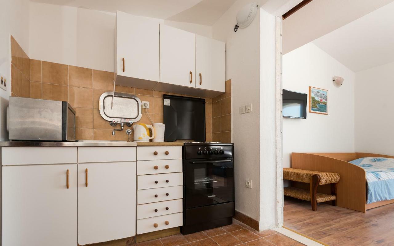 Apartments Azzurro Блаце Екстер'єр фото