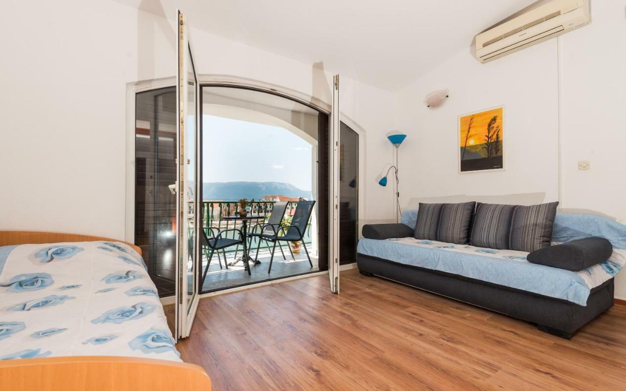 Apartments Azzurro Блаце Екстер'єр фото