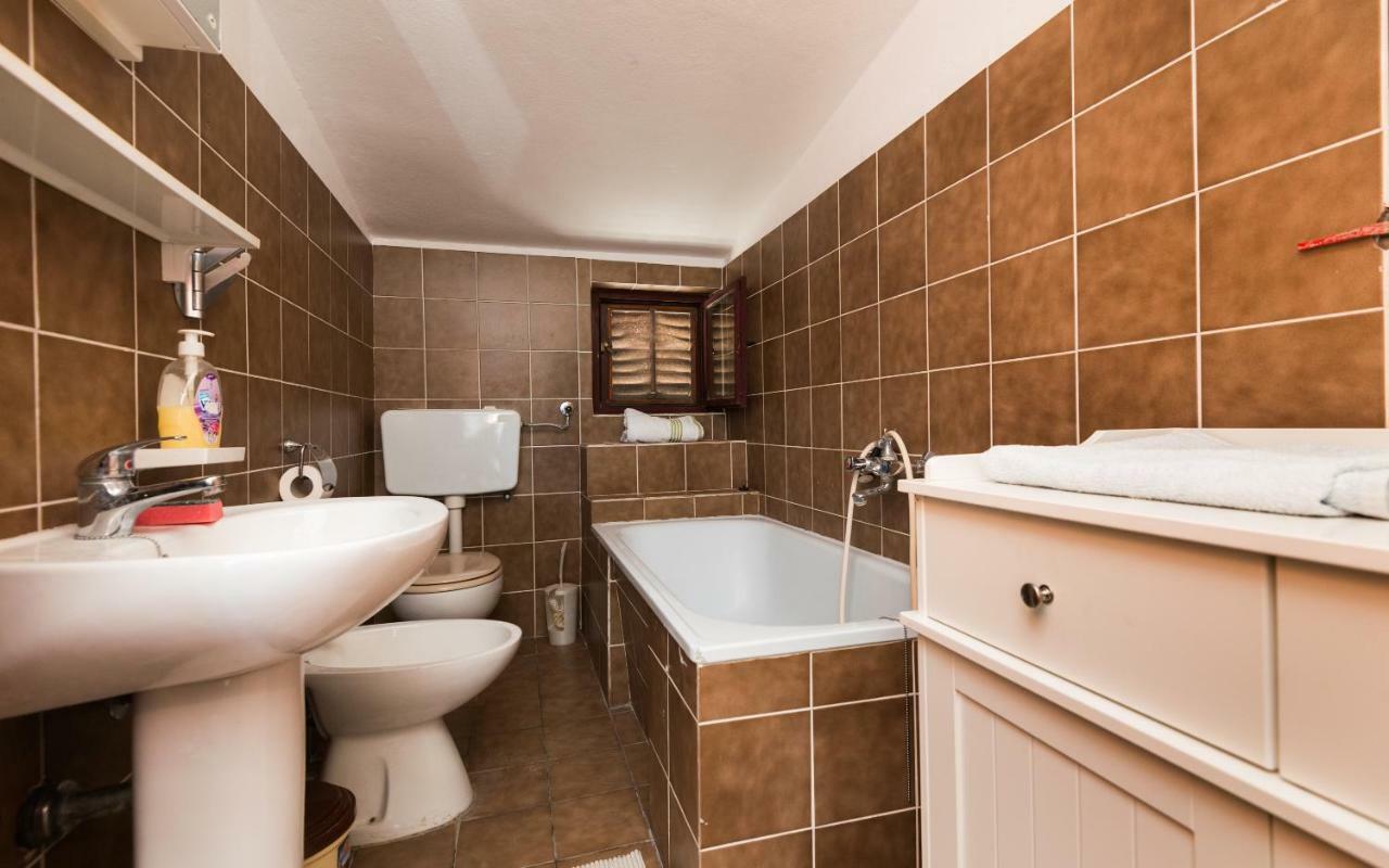 Apartments Azzurro Блаце Екстер'єр фото