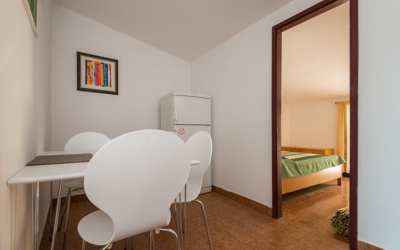 Apartments Azzurro Блаце Екстер'єр фото